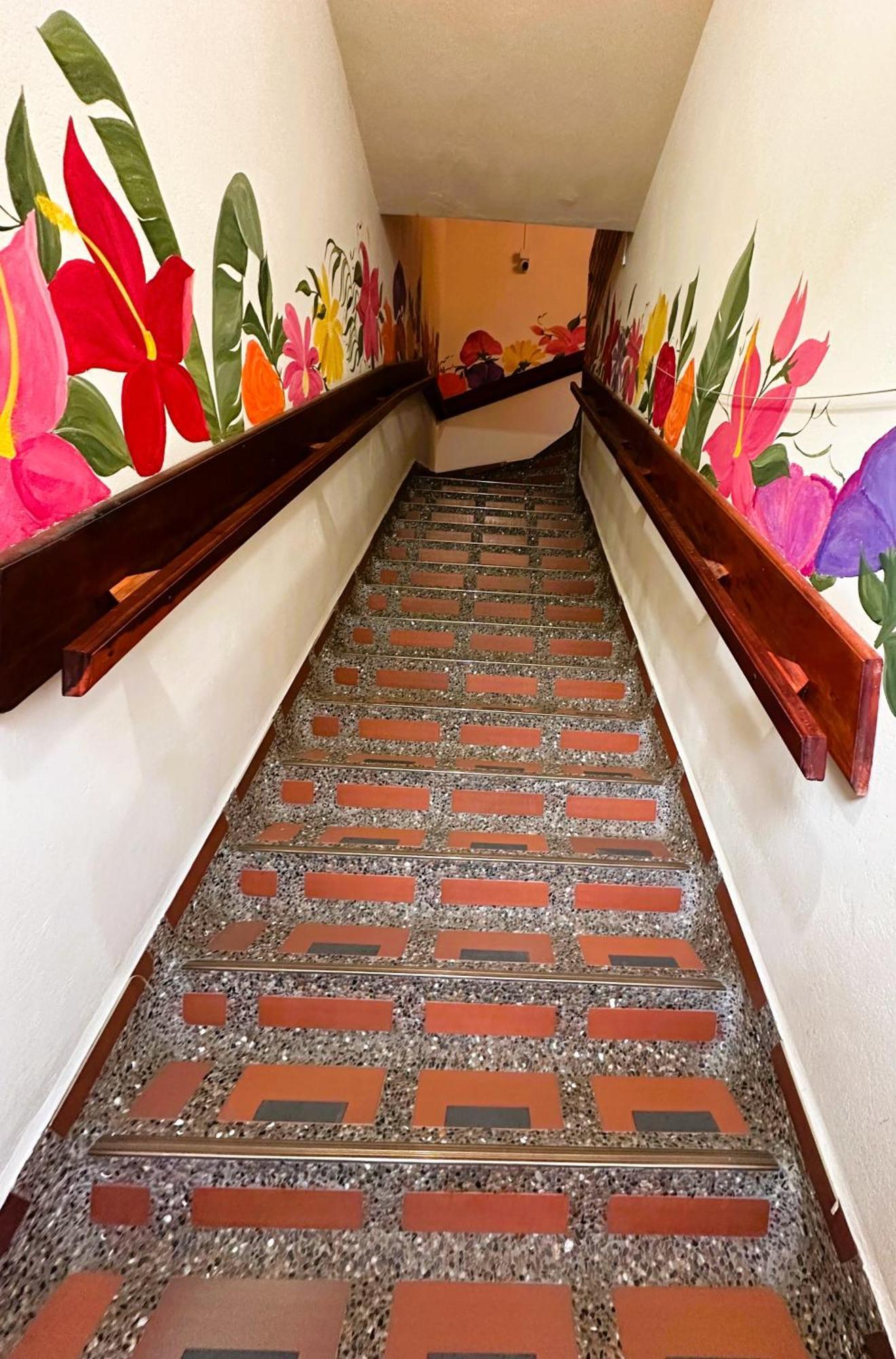 La Casa De Las Flores Hostal Jardín Esterno foto